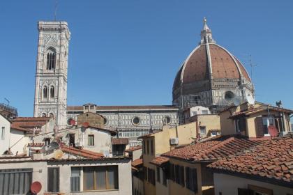 Donati Luxury Tower Suites - image 20