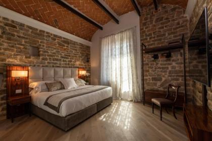 Donati Luxury Tower Suites - image 3