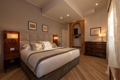 Donati Luxury Tower Suites - image 9