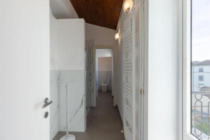 SMaria Novella Suite-Hosted by Sweetst - image 25