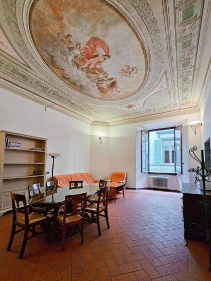 Lussuoso Appartamento Nel Centro