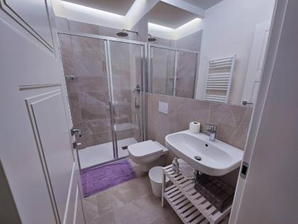 Centralissimo Due Passi Dal Duomo Per Gruppi - image 27