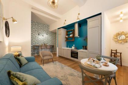 Florence Charming Apartments - Chic retreat a few steps from Santa Croce Square - image 11