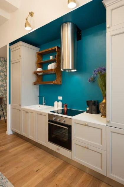Florence Charming Apartments - Chic retreat a few steps from Santa Croce Square - image 15