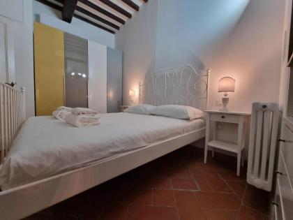 Borgo Allegri Apartment - image 17