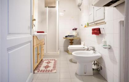 Lovely Apartment In Firenze With Wifi - image 12