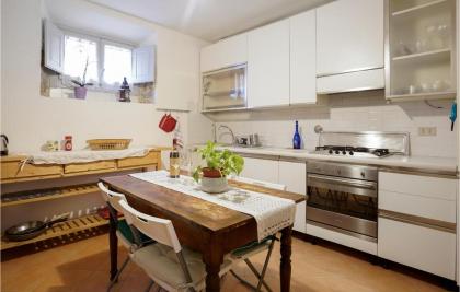 Lovely Apartment In Firenze With Wifi - image 8