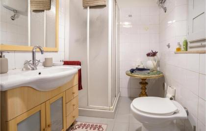 Lovely Apartment In Firenze With Wifi - image 9