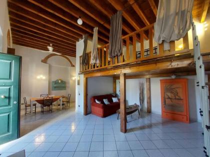 Simona Suite 2 - image 16