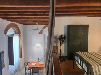 Simona Suite 2 - image 18
