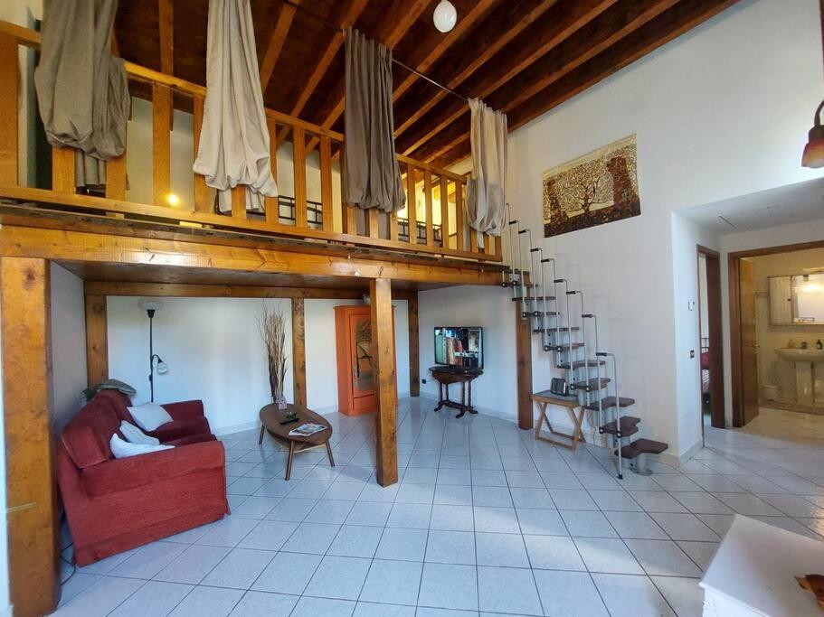 Simona Suite 2 - image 3