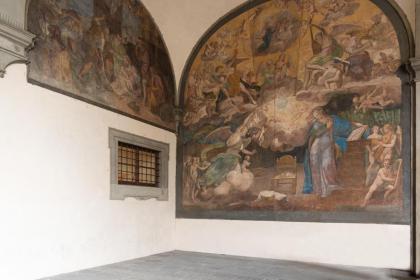 Tra il Duomo e il teatro la Pergola - image 26