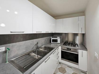 Entire apartments for 8 Duomo view - image 23