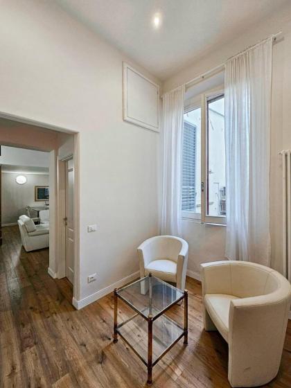 Entire apartments for 8 Duomo view - image 25