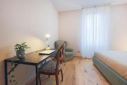 Apartments Florence- San Jacopino 3 bds - image 15