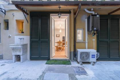 SAMBROGIO Suite-Hosted by Sweetstay - image 10