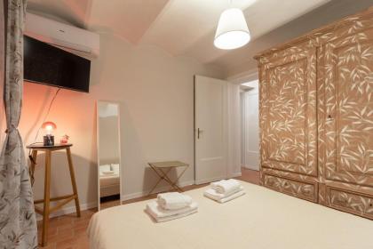 SAMBROGIO Suite-Hosted by Sweetstay - image 25