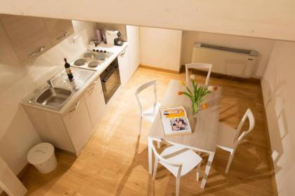 MONALDA Loft 1 - hosted by Sweetstay - image 6