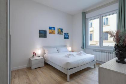 Florence Chich Suite-Hosted by Sweetstay - image 11