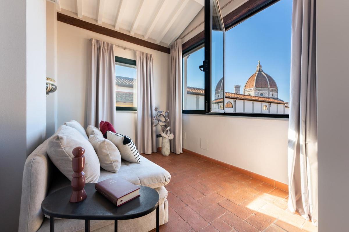 Apartments Florence- Florence Dome with View - image 7