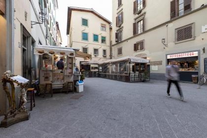 Alighieri's Suite-Hosted by Sweetstay - image 14