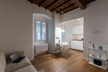 Alighieri's Suite-Hosted by Sweetstay - image 18