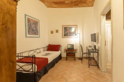 SANTACROCE Nest-Hosted by Sweetstay - image 27