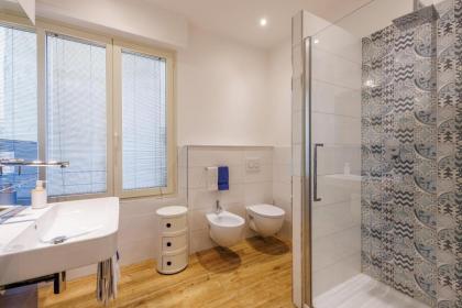Lucy Charming Apartment - image 10