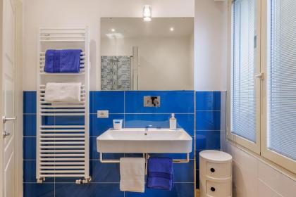 Lucy Charming Apartment - image 16