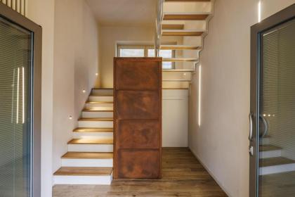 Lucy Charming Apartment - image 7