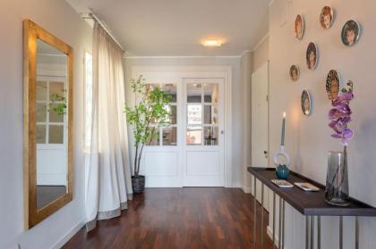 Luxury River with Terrace - image 22