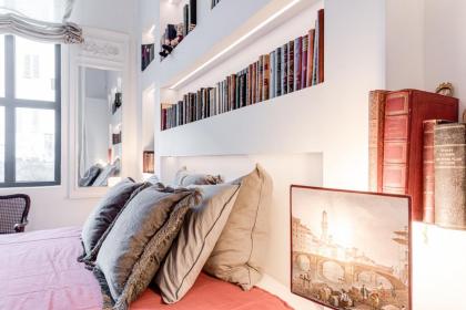 Exclusive loft in Florence - image 23