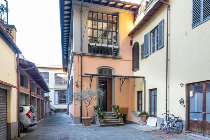 Exclusive loft in Florence - image 26