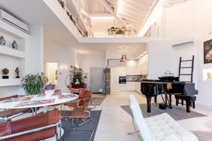 Exclusive loft in Florence - image 28